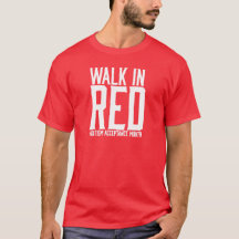 Paseo en camiseta roja