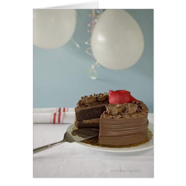 Pastel de chocolate con una rebanada perdida en la (Frente)