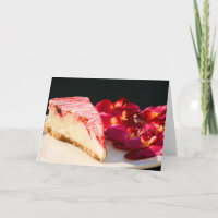 Pastel de queso de la fresa y tarjeta de