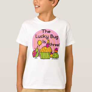 Pastel de torta de bug con suerte camisetas de cum