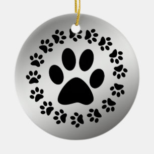 PATAS NEGRAS EN EL ORNAMENTO DE PLATA