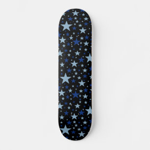 Patineta Blue Stars, fondo negro