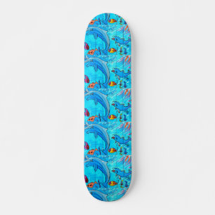 patineta de delfines riéndose