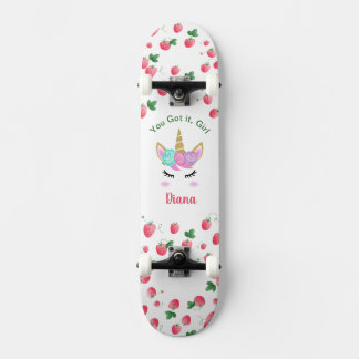 Patineta de fresa Unicornio con nombre