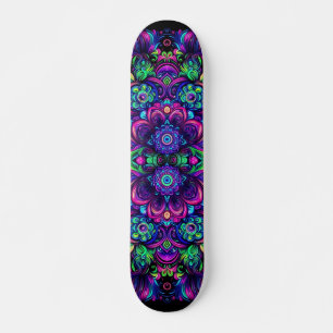 Patineta de patrón de graffiti de luz negra
