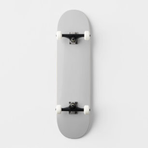 Patineta de plata metálica elegante para paseos co