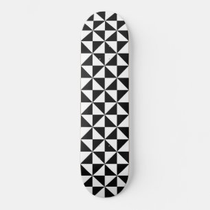 patineta de triángulos geométricos