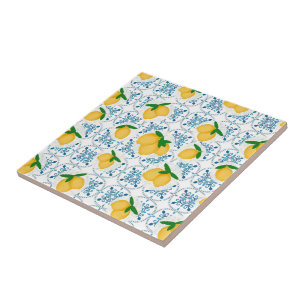 Patrón de baldosas florales azules y limón de esti