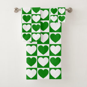 Patrón de contraste verde y blanco con corazones