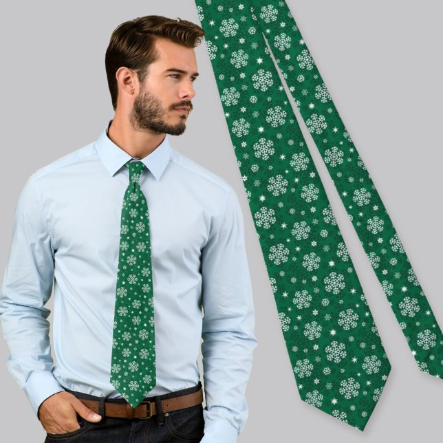 Patrón de copos de nieve en corbata verde cadmio (Subido por el creador)