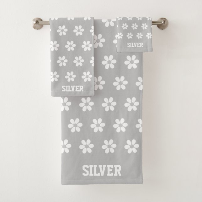 Patrón de Flor Blanca en Gris Claro Personalizado (In situ)