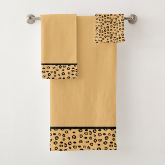 Patrón de leopardo moderno sobre naranja claro
