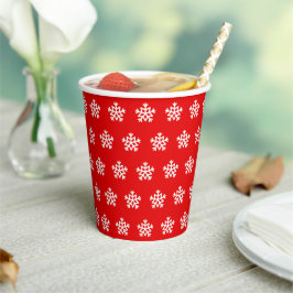 Patrón de Navidad en vasos de papel rojos
