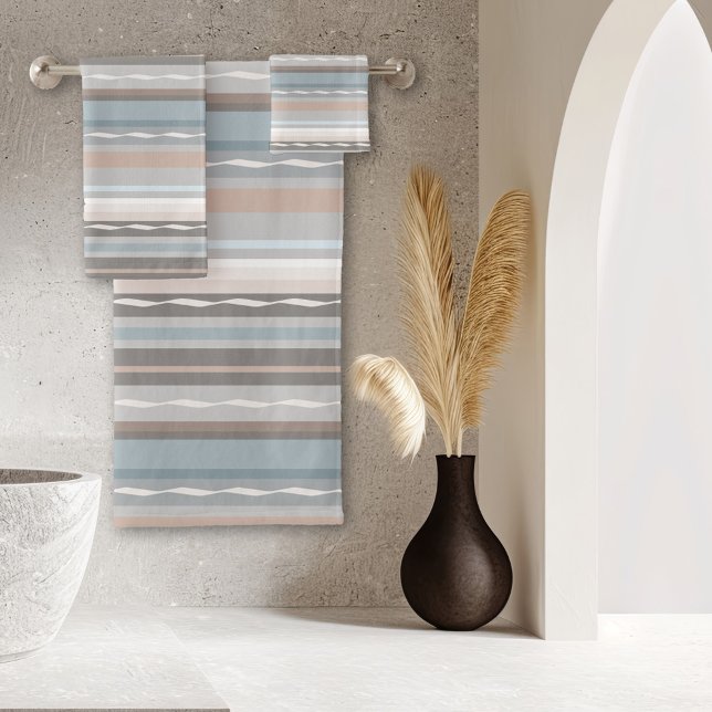 Patrón de olas de la playa del Atlántico (Bath towel set with an elegant striped pattern in soft pastel beach colors - beach house)
