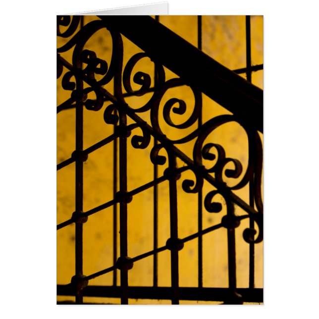 Patrón de puerta de hierro en amarillo, Cuba (Frente)