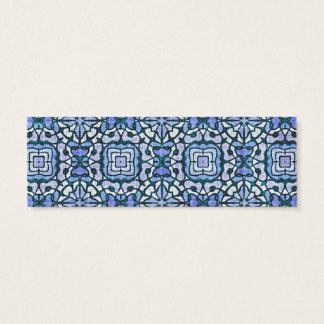 Patrón decorativo intrincado blanco y azul de Dama