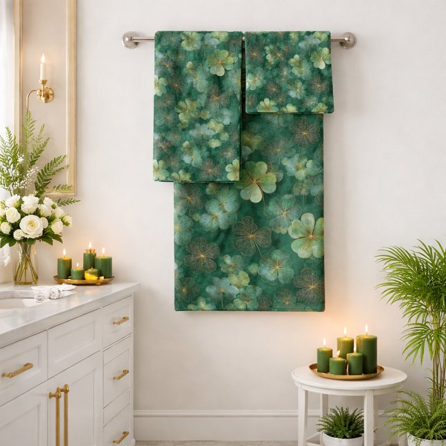 Patrón floral de trébol verde esmeralda  (Subido por el creador)