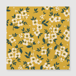 Patrón floral vintage, flores blancas pequeñas.