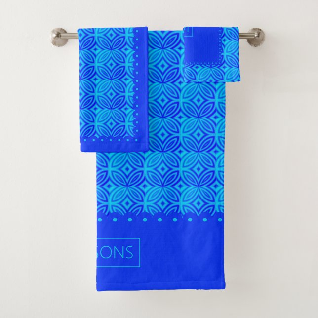Patrón geométrico, bordes de vieira tonos azules (In situ)