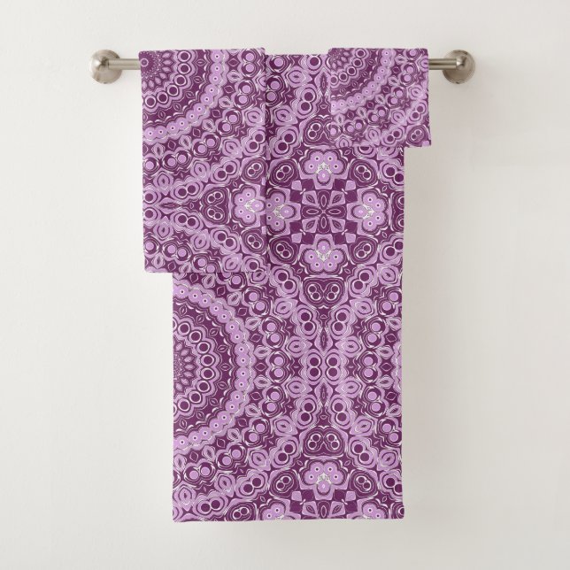 Patrón geométrico de mandala morado y lavanda (In situ)