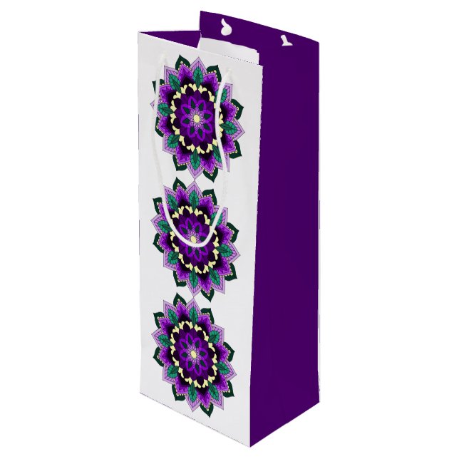 Patrón Mandala 02 en bolsa de regalo morado (Angulo reverso)