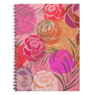 Patrón rosa con flores y cuaderno de plantas