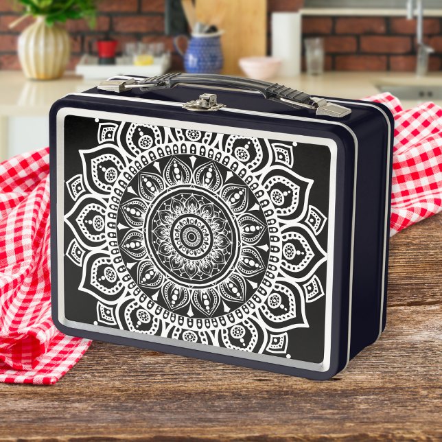 Patrón vintage de manala blanca floral ( Discover our unique metal lunch boxes - featuring outstanding ethnic, mandala-inspired artwork )
