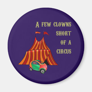 Payasos y el imán del circo