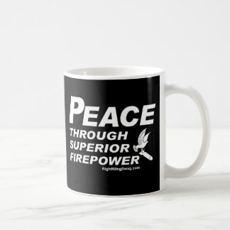 Paz a través de la taza superior de la potencia de