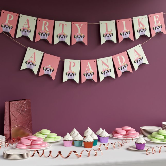 Peach Panda Kids Fiesta de cumpleaños banderas de  (All pandas love to party! Have fun at yours with this cute bunting)