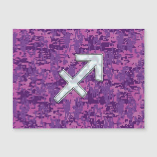 Pearl Sagittarius Zodiac Rótulo Fuchsia Camo Digit