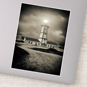 Pegatina Antiguo faro en una noche de tormenta