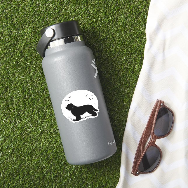 Pegatina Briard Dog - Silueta Luna de Halloween sobredimens (HydroFlask Insitu)