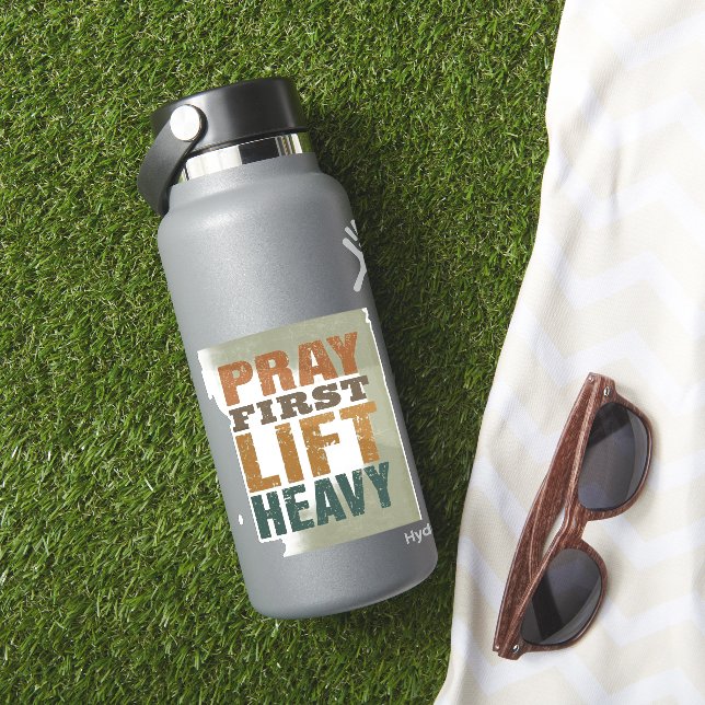 Pegatina Camiseta Rezar Primero Levantar Pesado – Mo de Apt (HydroFlask Insitu)