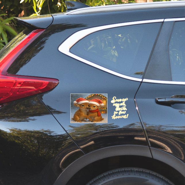 Pegatina Christmas Deer Couple under Cozy Cabin Lights (Lado del coche)