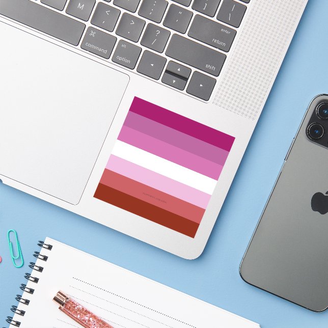 Pegatina Comunidad femenina de la bandera del orgullo lésbi (Ordenado portátil con iPhone)