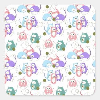 Pegatina Cuadrada ¡3 Pequeños Gatitos De Punto!