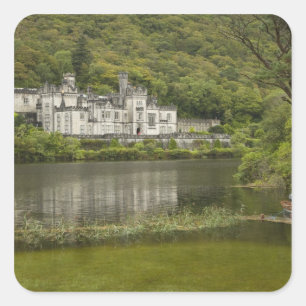 Pegatina Cuadrada Abadía de Kylemore, Condado de Galway, Irlanda,