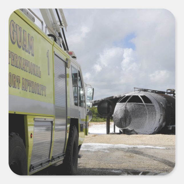 Pegatina Cuadrada Aeropuerto WONPAT de Guam (Anverso)