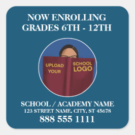 Pegatina Cuadrada Ahora se está incorporando el logotipo de la escue