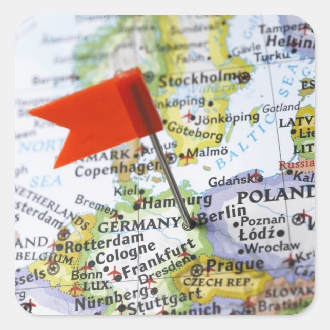 Pegatina Cuadrada Alfiler de mapa colocado en Berlín, Alemania en el (Anverso)