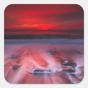 Pegatina Cuadrada Amanecer Sobre El Mar De La Tormenta