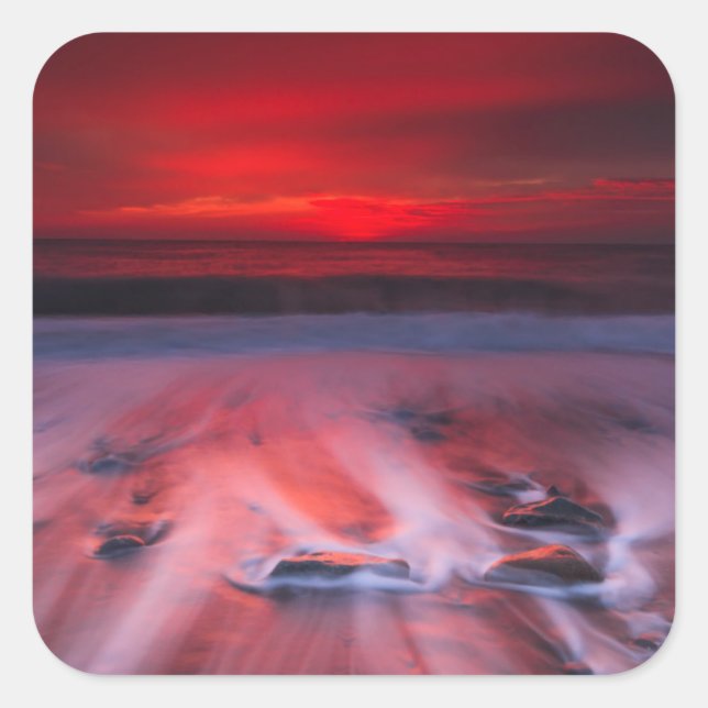 Pegatina Cuadrada Amanecer Sobre El Mar De La Tormenta (Anverso)