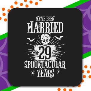 Pegatina Cuadrada Aniversario de bodas número 29 Spooktacular de Hal