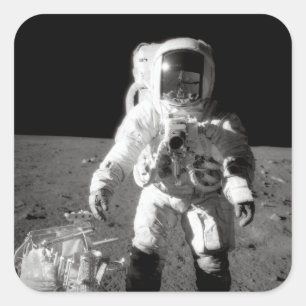 Pegatina Cuadrada Apollo 12 Moonwalk
