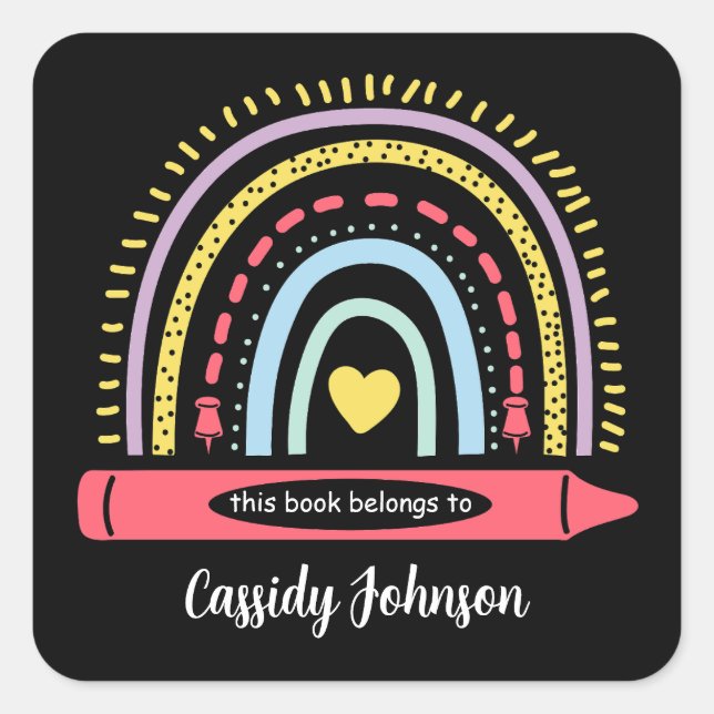 Pegatina Cuadrada Arcoiris este libro pertenece a la librería para n (Anverso)