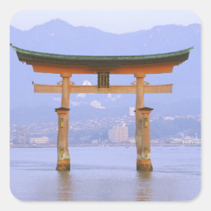 Pegatina Cuadrada Asia, Japón, Hiroshima. Mivaiima. Puerta Torii