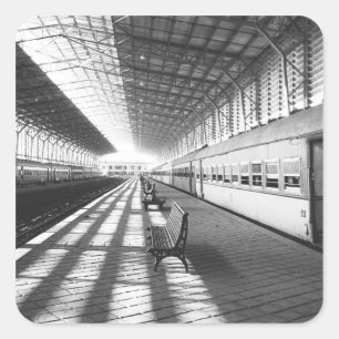 Pegatina Cuadrada Asuán Egipto, Interior de la Estación de Trenes de