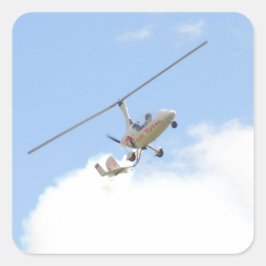Pegatina Cuadrada Autogiro en vuelo