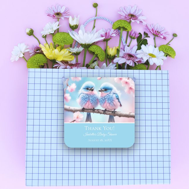 Pegatina Cuadrada Aves azules y flores de cerezo bebé gracias (Whimsical baby shower stickers featuring cherry blossoms and fluffy songbirds.)